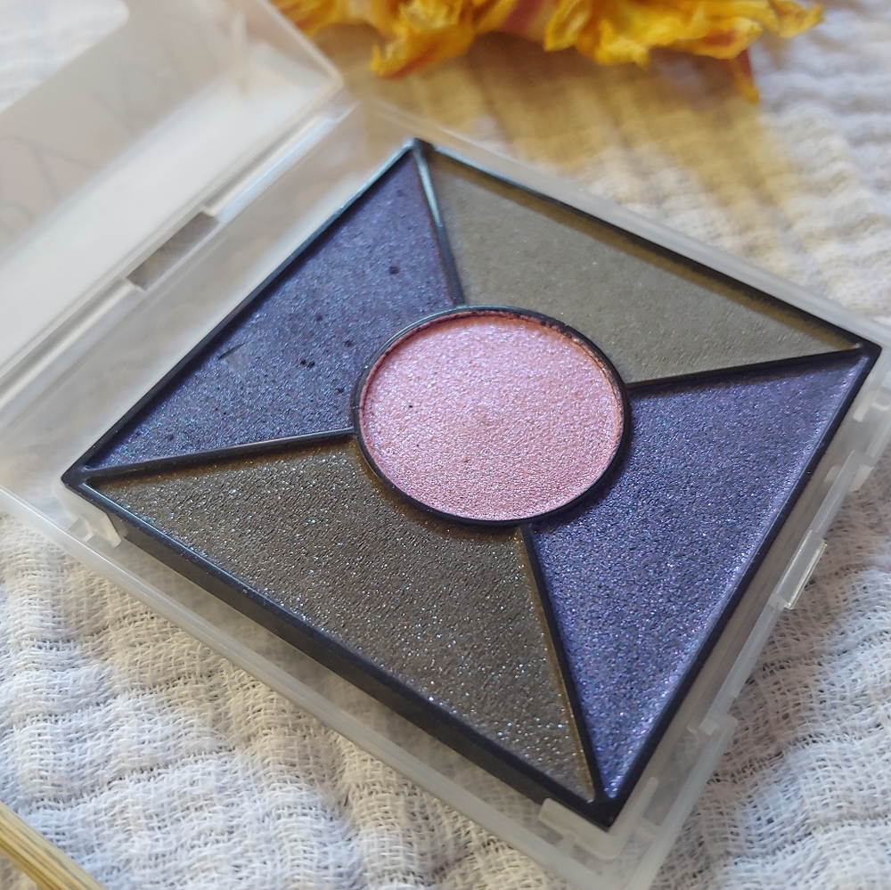 Mary Kay eye palette